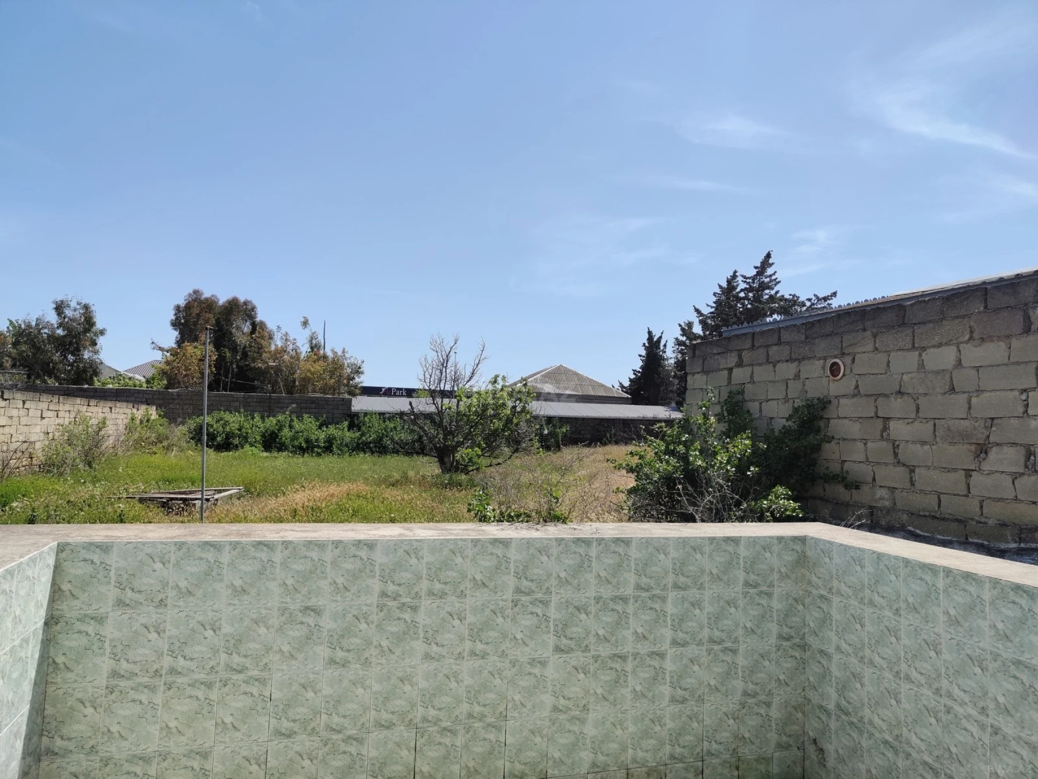 Satılır torpaq sahəsi 10 m²