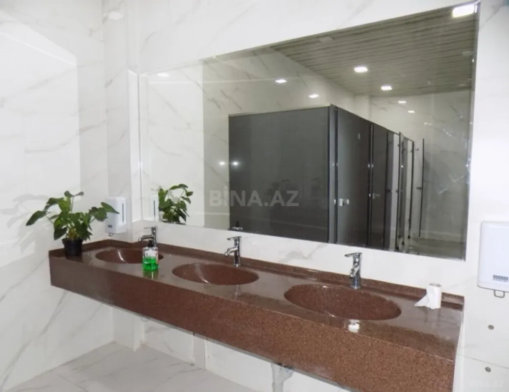 Kirayə verilir 1 otaqlı ofis 32 m²