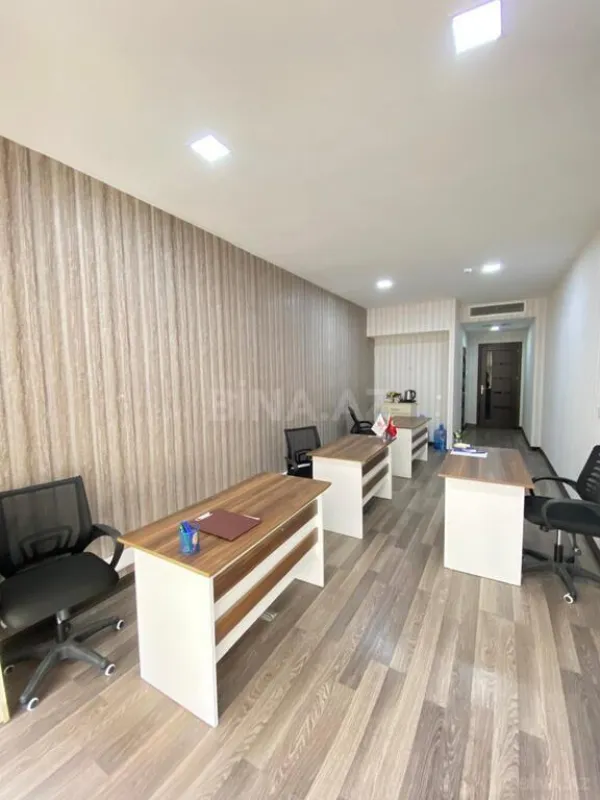 Kirayə verilir 1 otaqlı ofis 32 m²