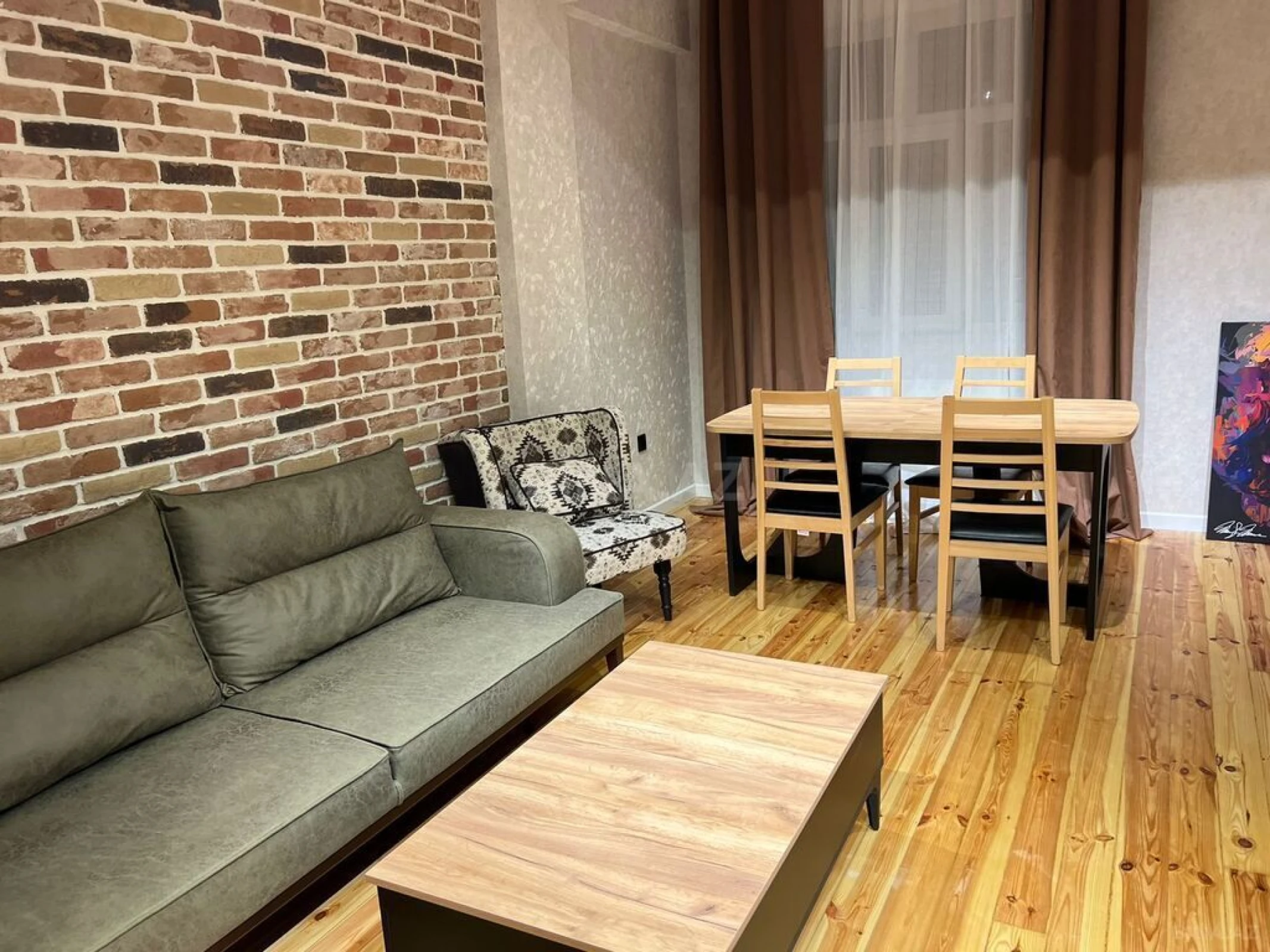Kirayə verilir 2 otaqlı mənzil 70 m²