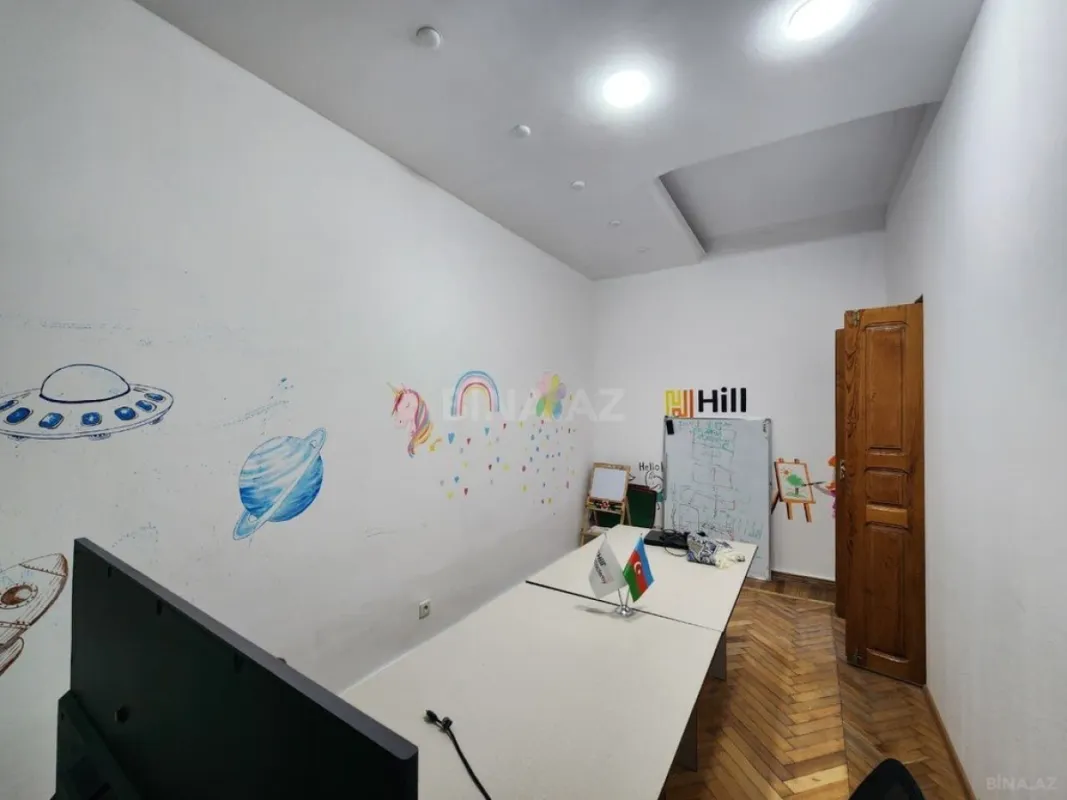 Kirayə verilir 5 otaqlı ofis 150 m²