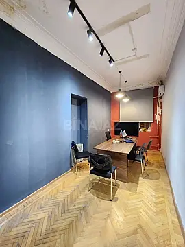 Kirayə verilir 5 otaqlı ofis 150 m²
