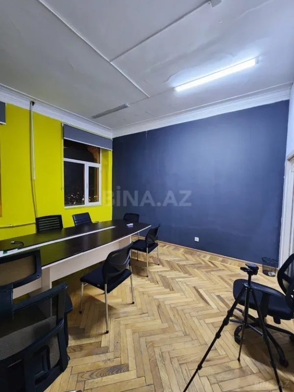 Kirayə verilir 5 otaqlı ofis 150 m²