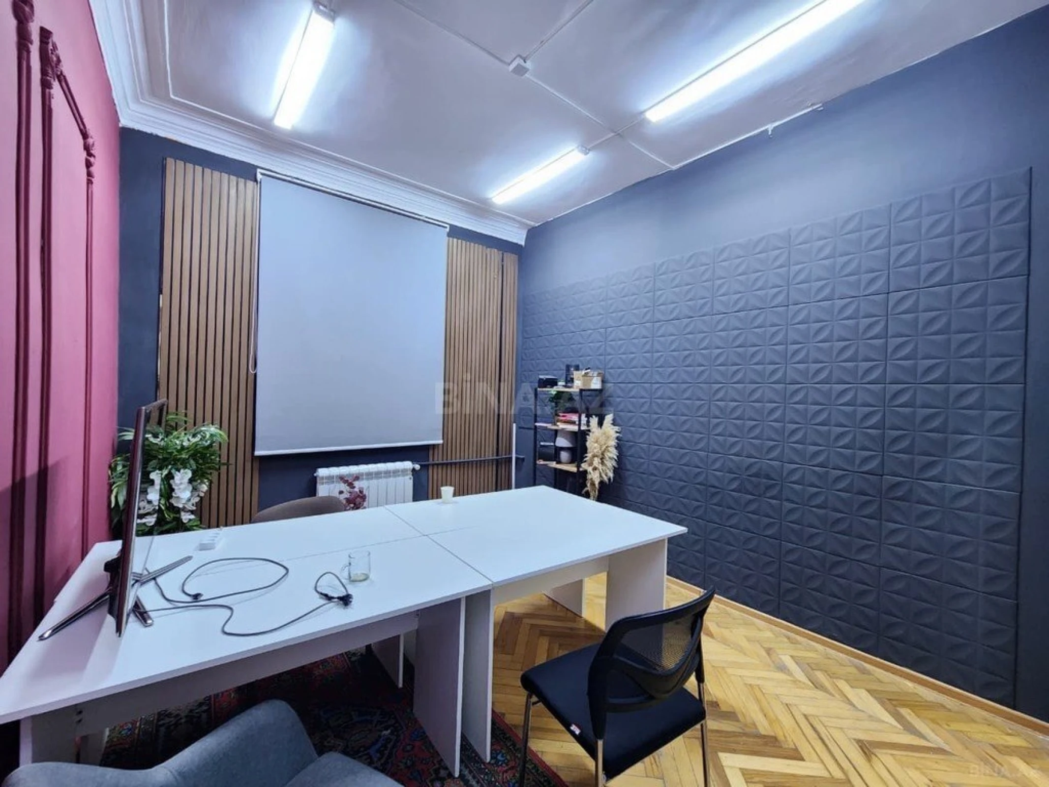 Kirayə verilir 5 otaqlı ofis 150 m²