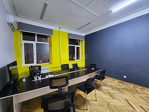 Kirayə verilir 5 otaqlı ofis 150 m²