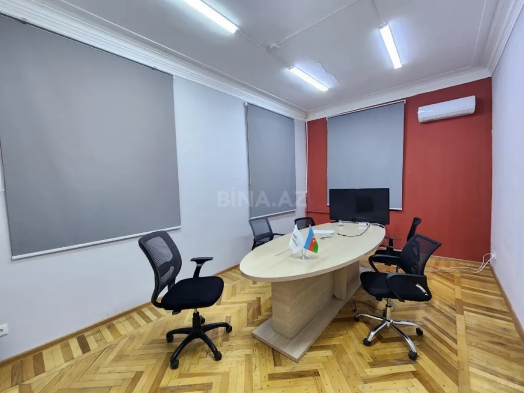 Kirayə verilir 5 otaqlı ofis 150 m²
