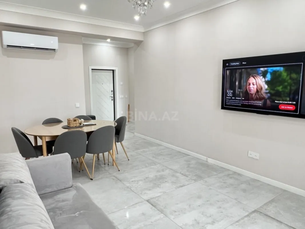 Kirayə verilir 4 otaqlı mənzil 135 m²