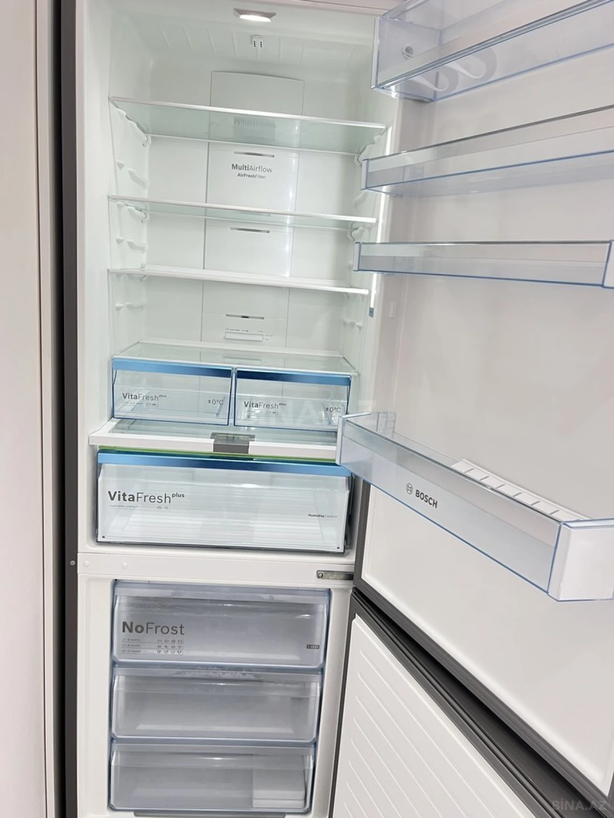 Kirayə verilir 4 otaqlı mənzil 135 m²