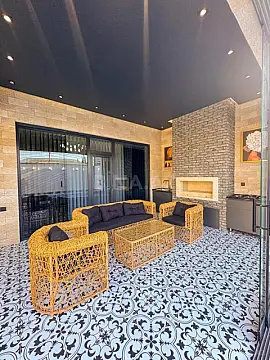 Satılır 4 otaqlı həyət evi 140 m²