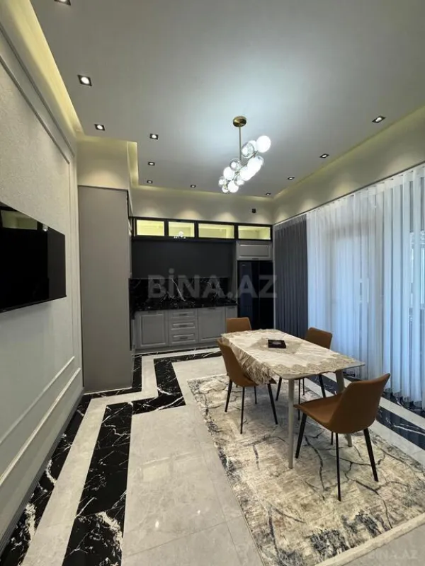 Satılır 4 otaqlı həyət evi 140 m²