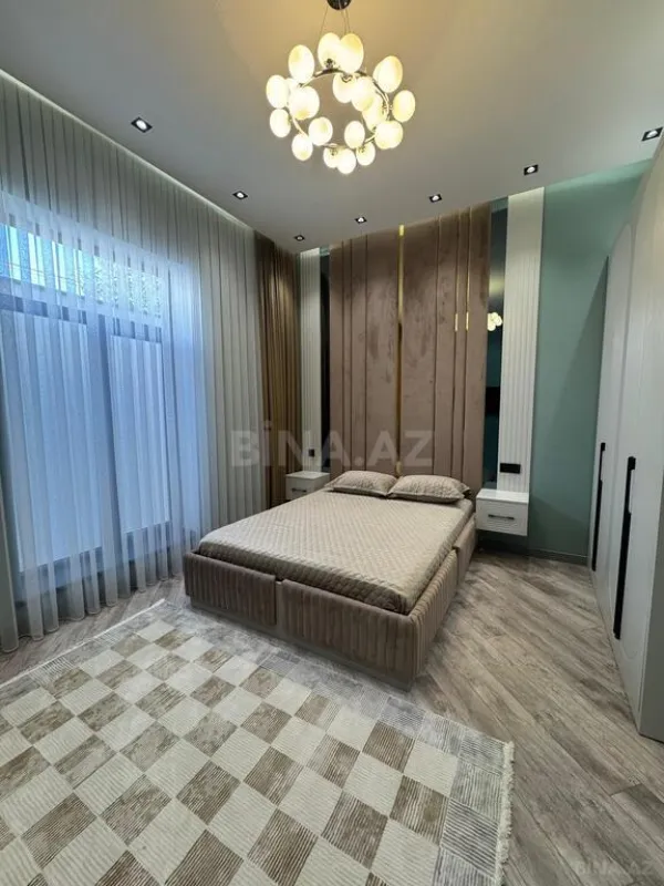 Satılır 4 otaqlı həyət evi 140 m²