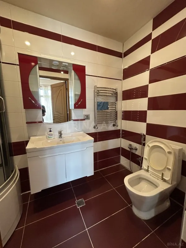 Kirayə verilir 3 otaqlı mənzil 190 m²