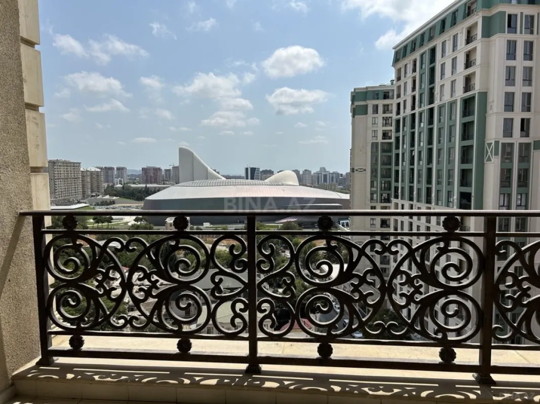 Kirayə verilir 3 otaqlı mənzil 190 m²