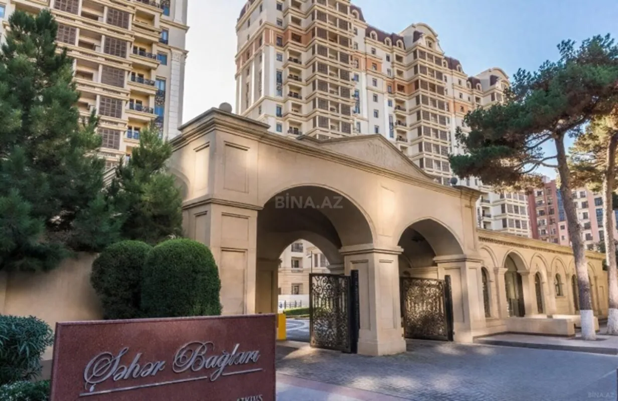 Kirayə verilir 3 otaqlı mənzil 190 m²