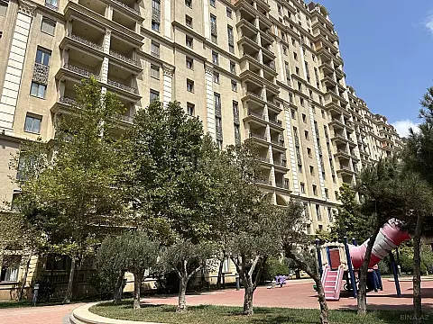 Kirayə verilir 3 otaqlı mənzil 190 m²