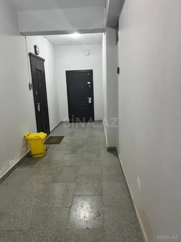 Satılır 6 otaqlı mənzil 323 m²