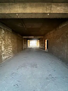 Satılır 6 otaqlı mənzil 323 m²