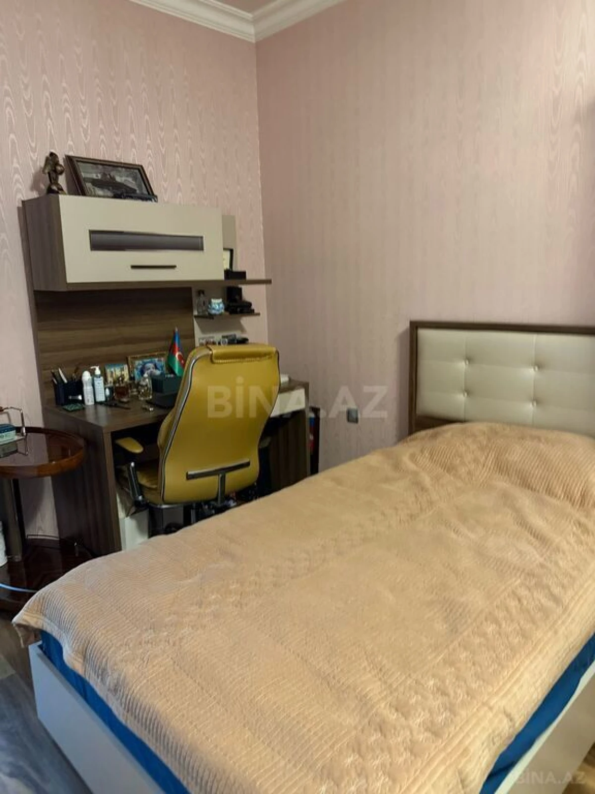 Satılır 3 otaqlı mənzil 147 m²