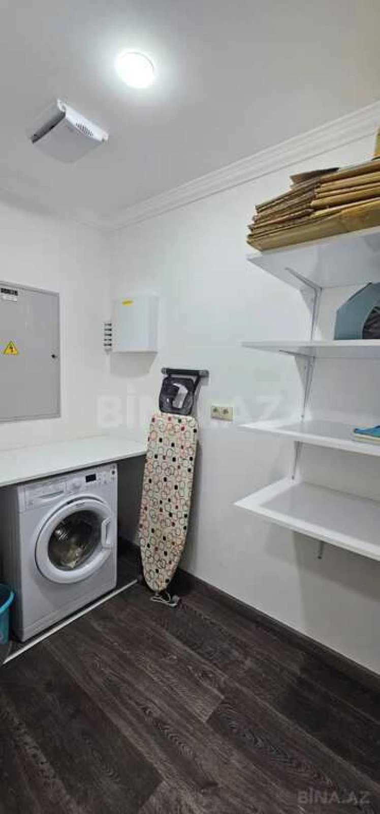 Kirayə verilir 3 otaqlı mənzil 140 m²