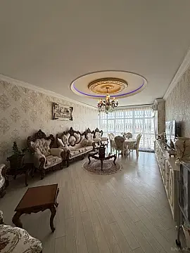 Satılır 3 otaqlı mənzil 160 m²