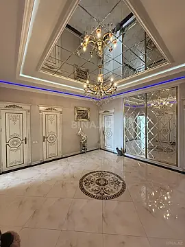 Satılır 3 otaqlı mənzil 160 m²