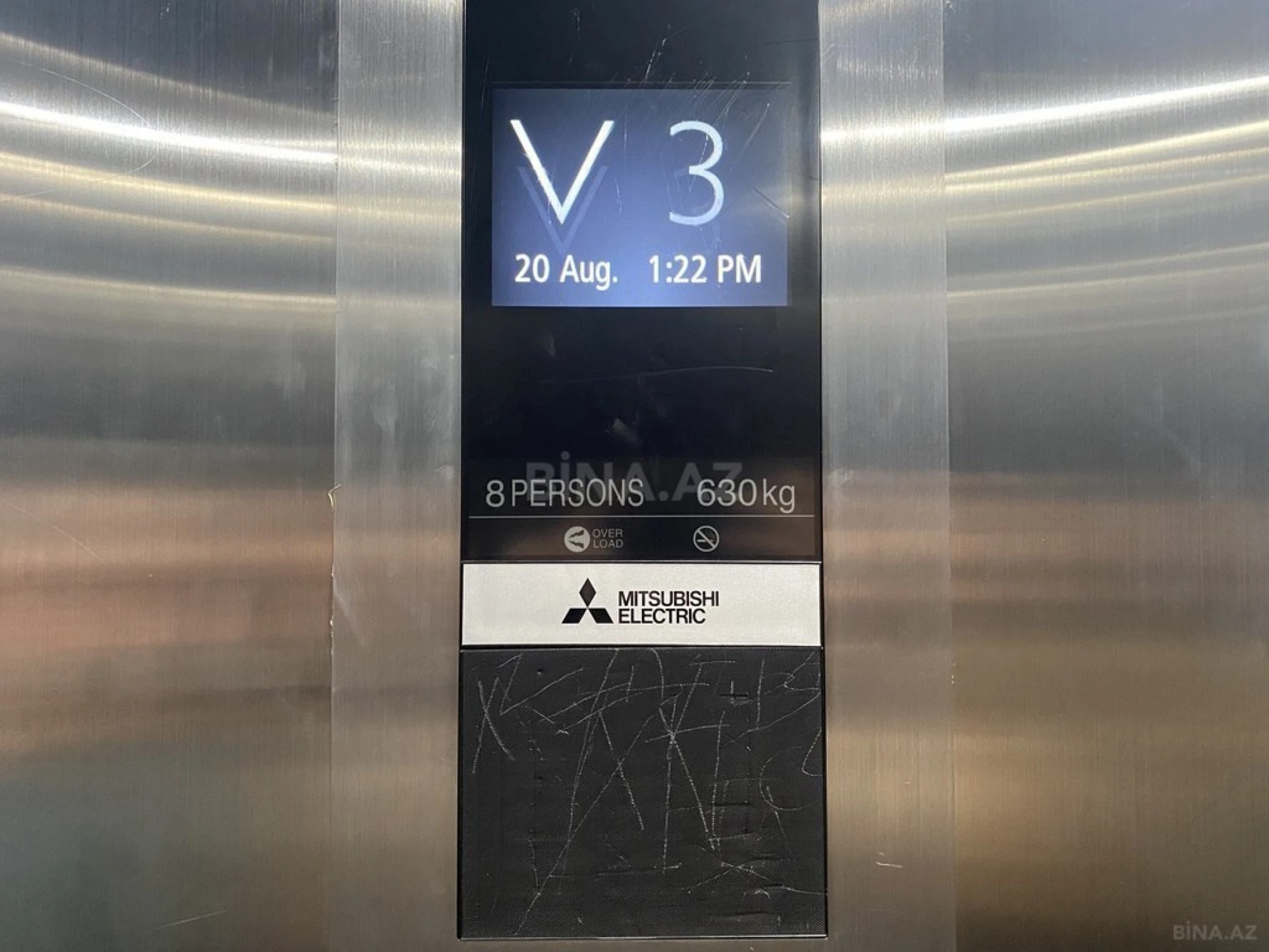 Satılır 4 otaqlı mənzil 167 m²