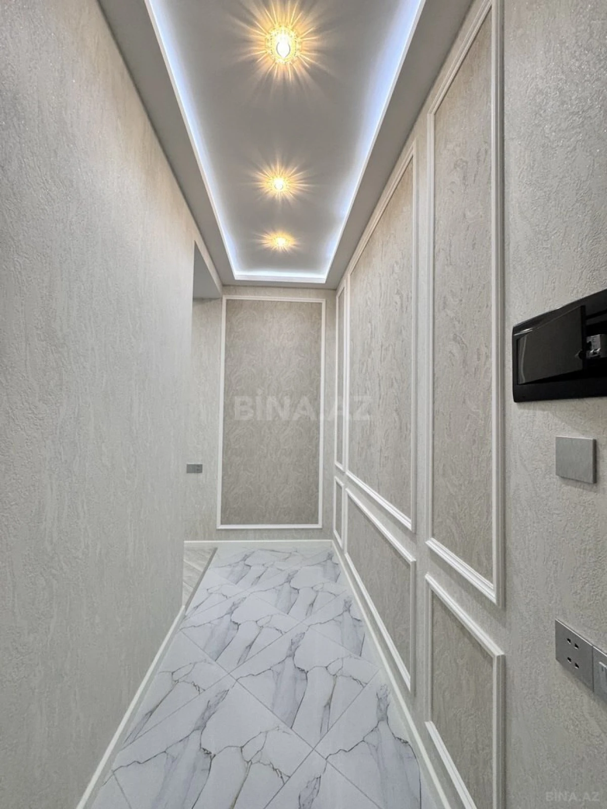Satılır 2 otaqlı mənzil 56.5 m²