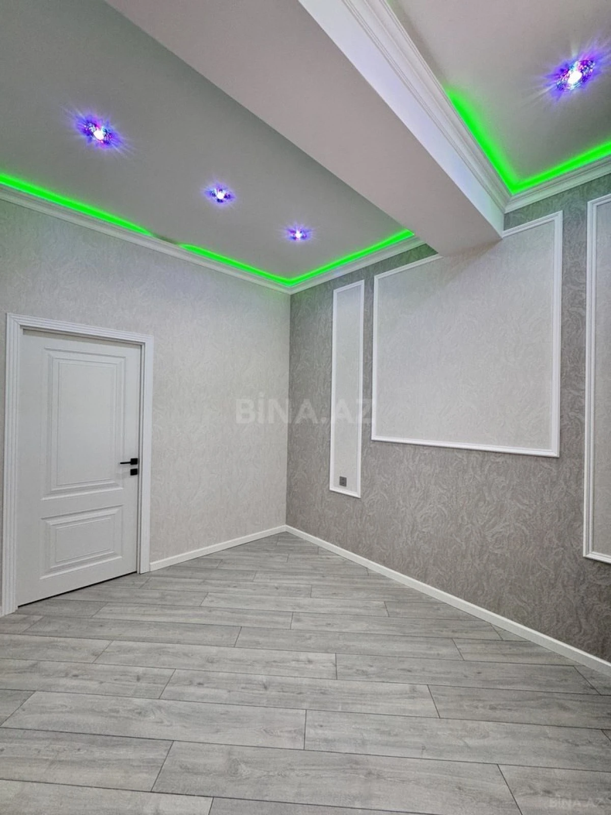 Satılır 2 otaqlı mənzil 56.5 m²