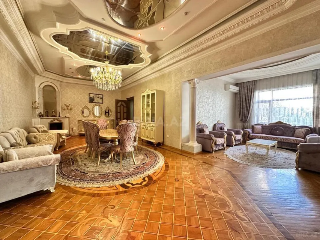 Satılır həyət evi 2000 m²