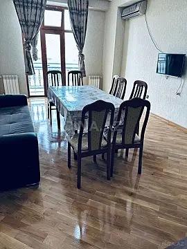 Kirayə verilir 2 otaqlı mənzil 76 m²