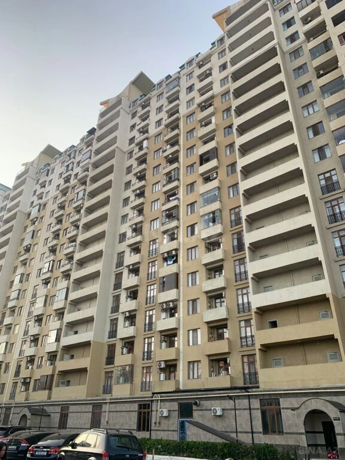 Kirayə verilir 2 otaqlı mənzil 76 m²