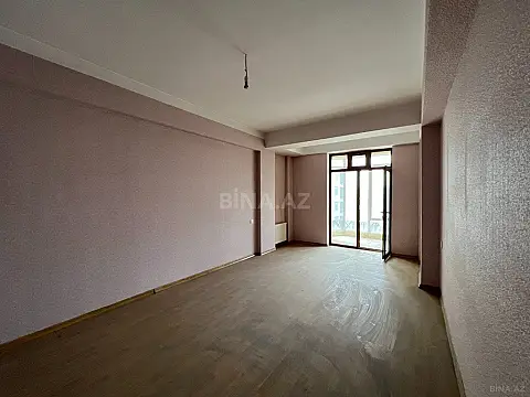 Satılır 7 otaqlı mənzil 275 m²