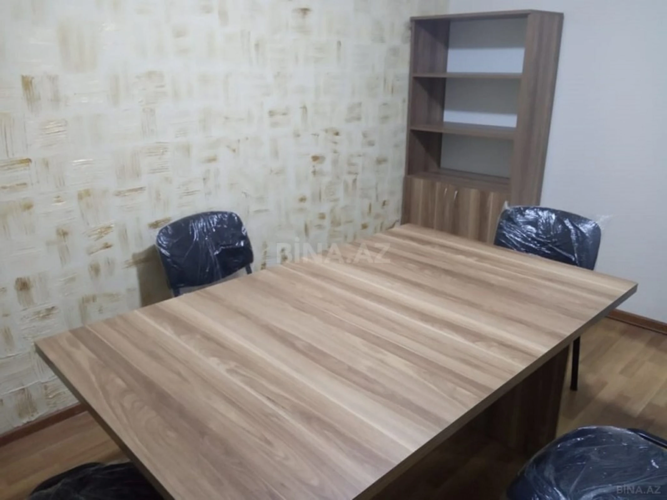 Kirayə verilir 3 otaqlı ofis 120 m²