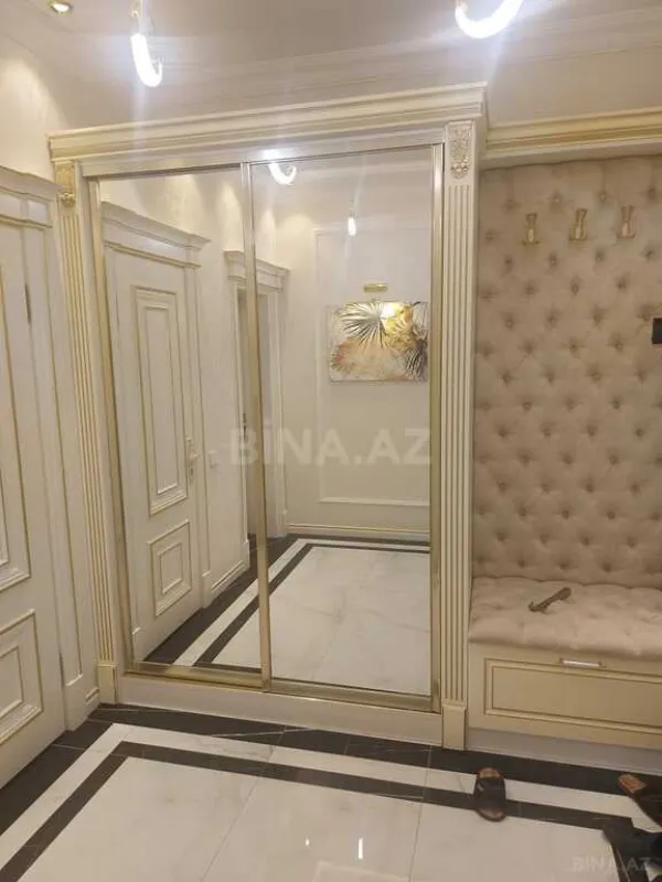 Kirayə verilir 2 otaqlı mənzil 96 m²