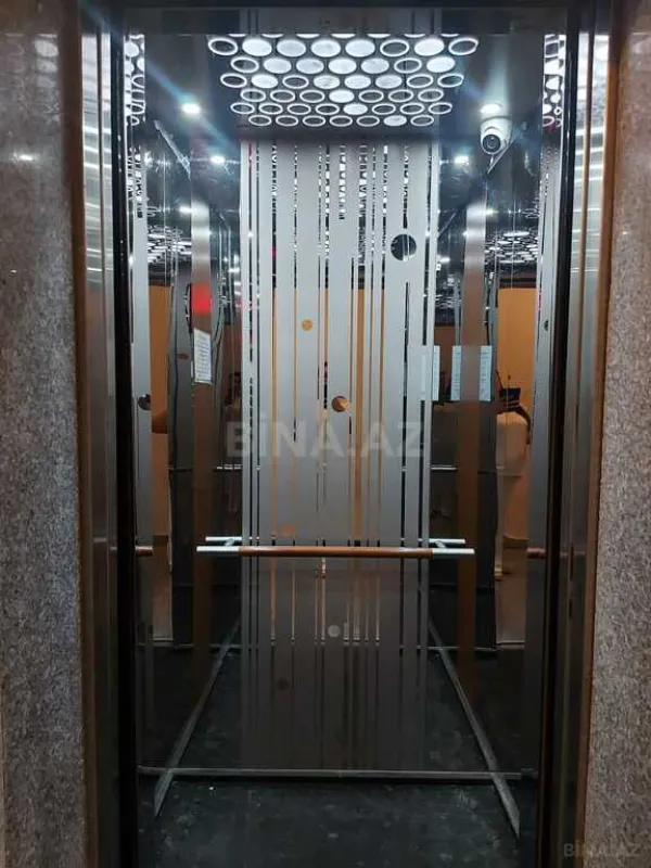 Kirayə verilir 2 otaqlı mənzil 96 m²