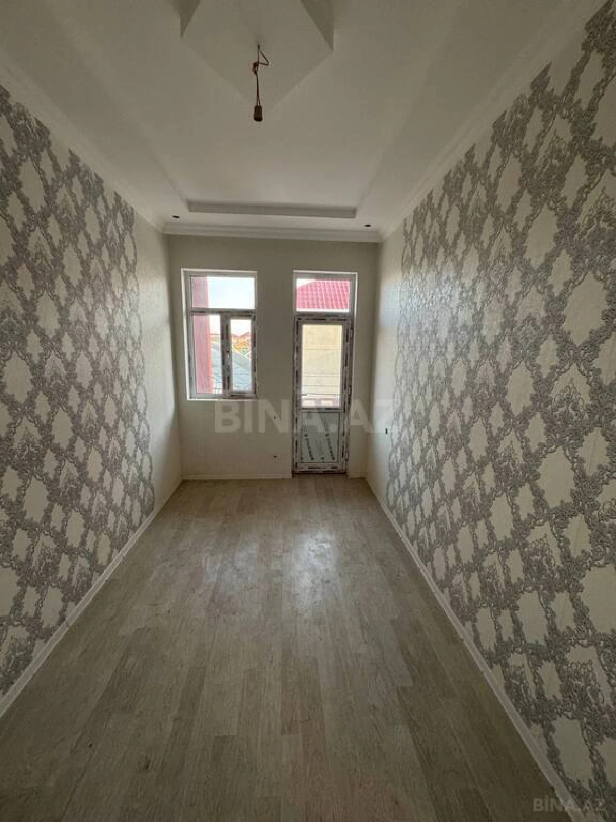 Satılır 4 otaqlı həyət evi 100 m²