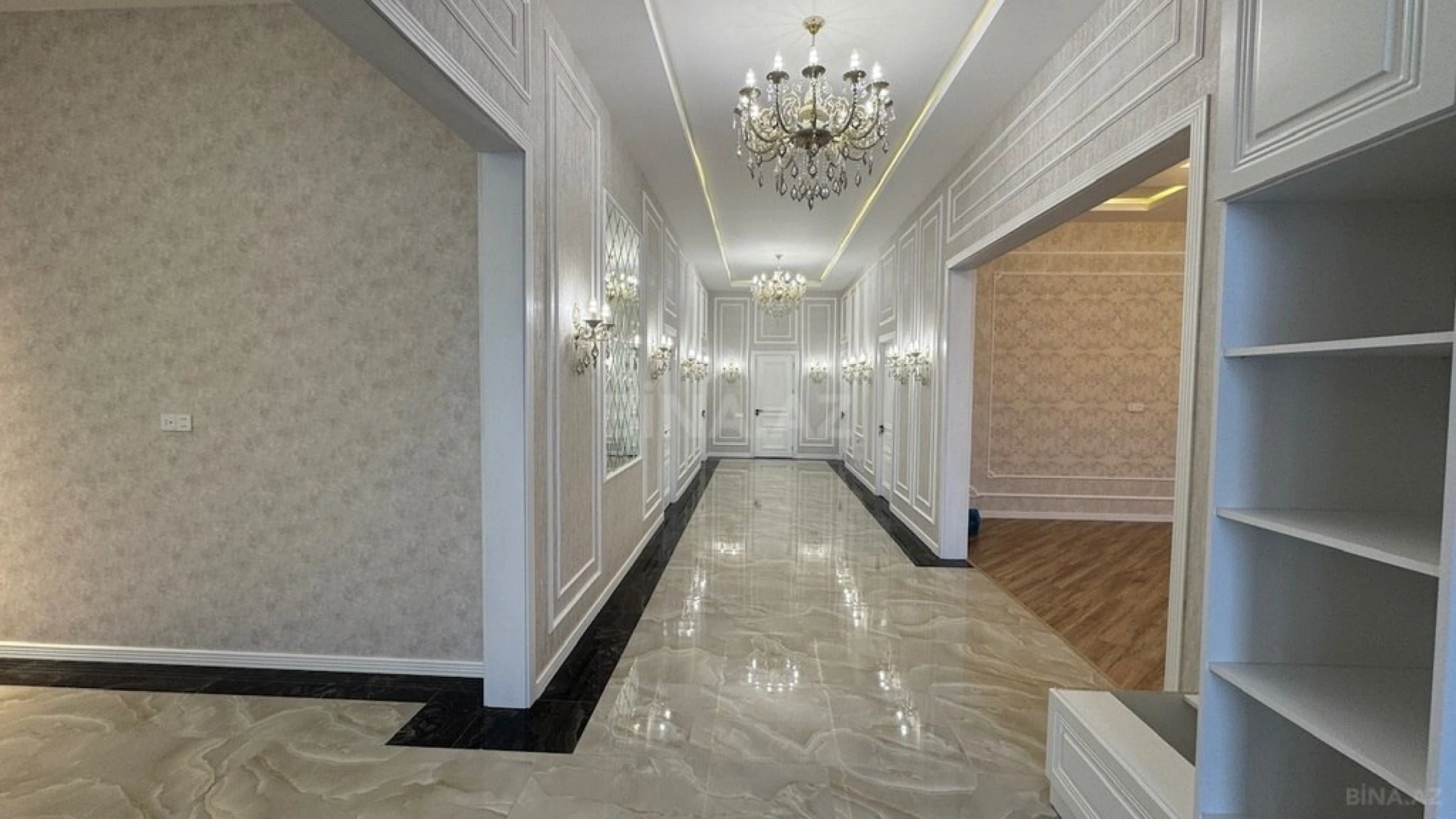 Satılır 5 otaqlı həyət evi 240 m²