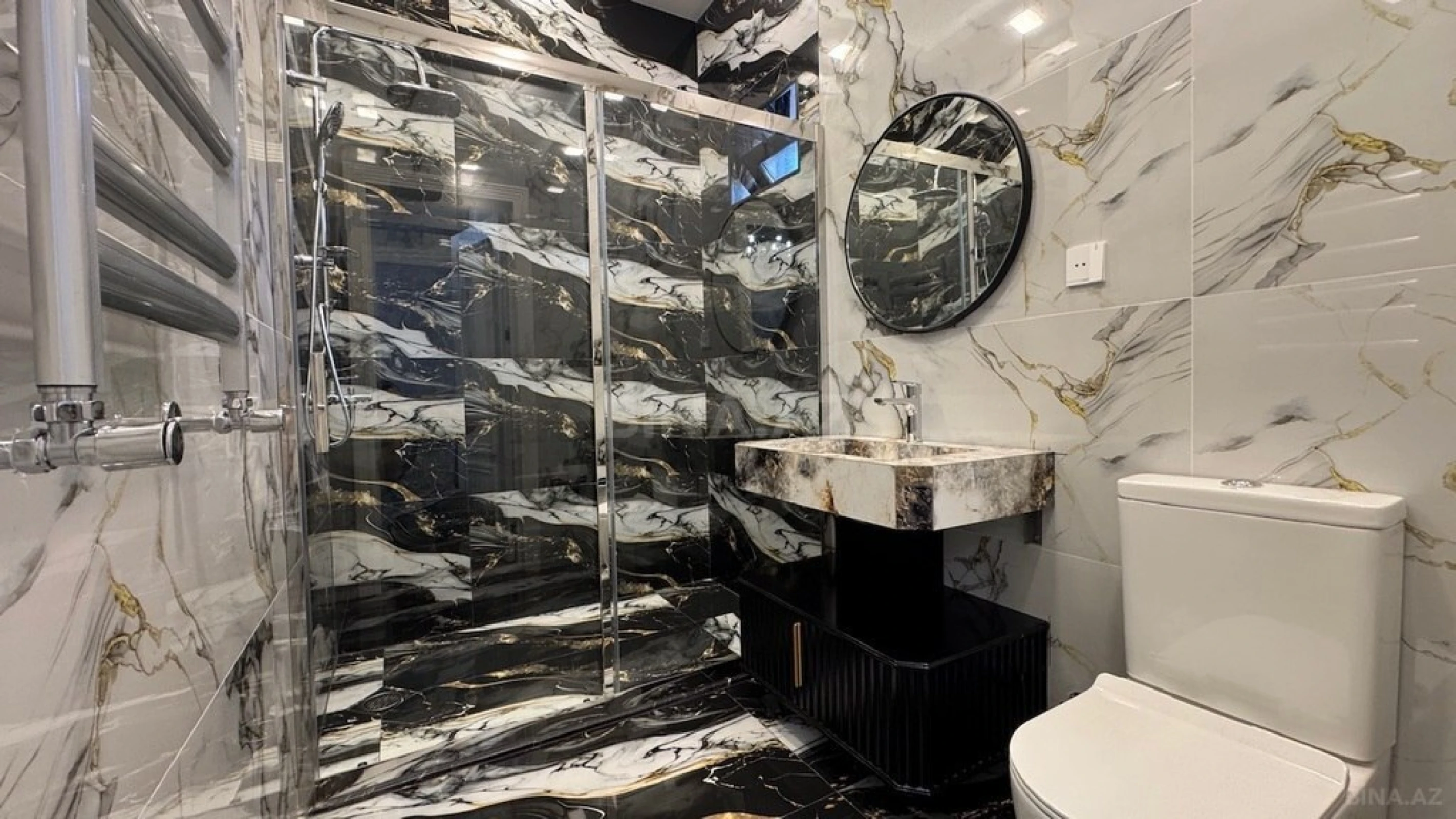 Satılır 5 otaqlı həyət evi 240 m²