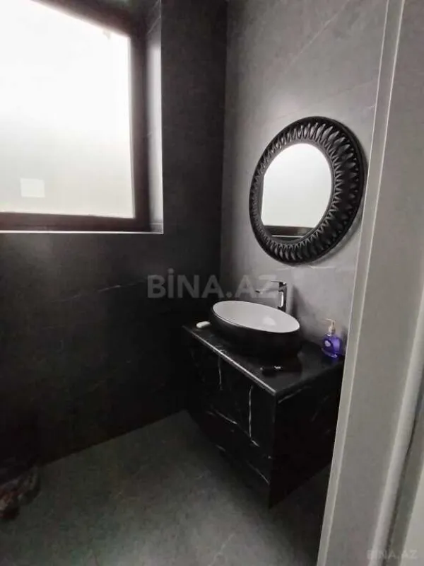 Kirayə verilir 5 otaqlı həyət evi 250 m²