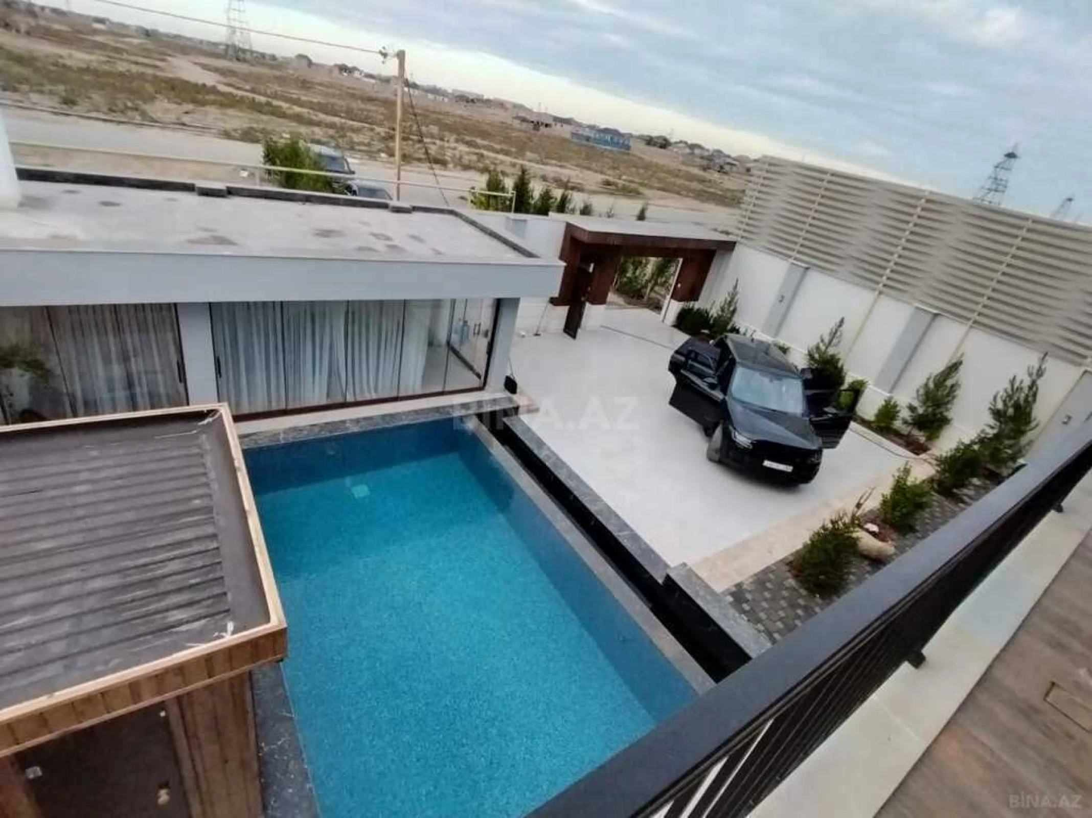 Kirayə verilir 5 otaqlı həyət evi 250 m²