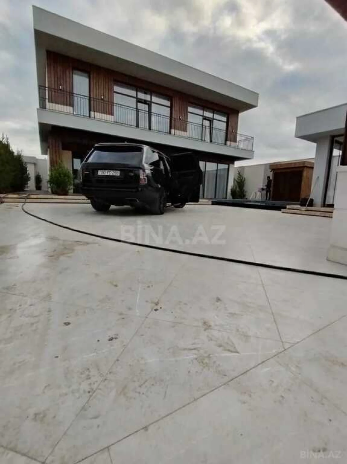 Kirayə verilir 5 otaqlı həyət evi 250 m²