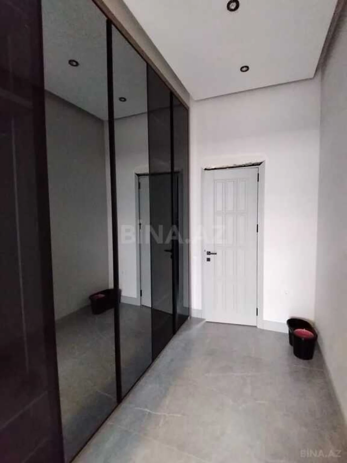 Kirayə verilir 5 otaqlı həyət evi 250 m²