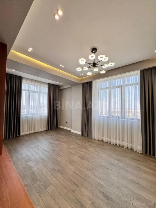 Satılır 2 otaqlı mənzil 63 m²