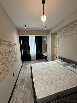 Kirayə verilir 3 otaqlı mənzil 132 m²