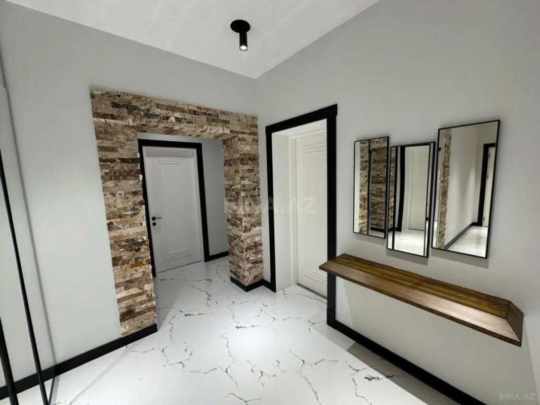 Kirayə verilir 3 otaqlı mənzil 132 m²