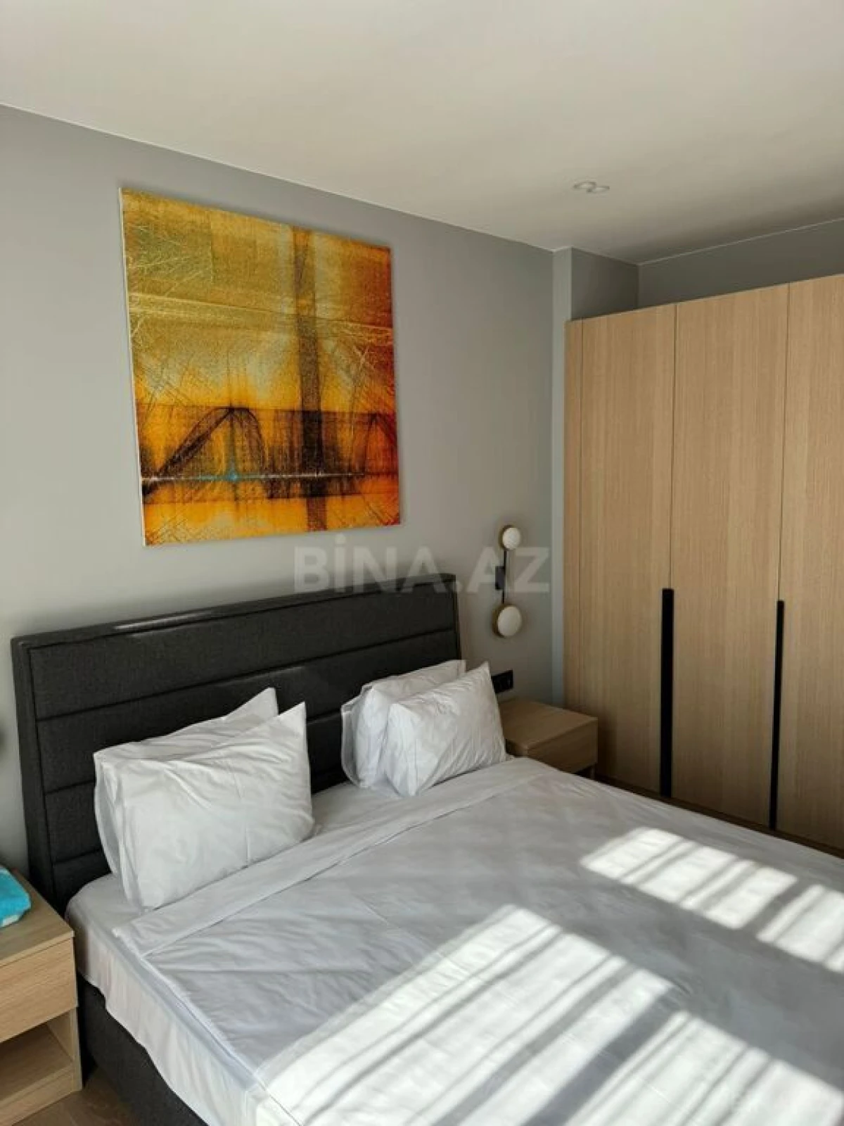 Kirayə verilir 3 otaqlı mənzil 133 m²