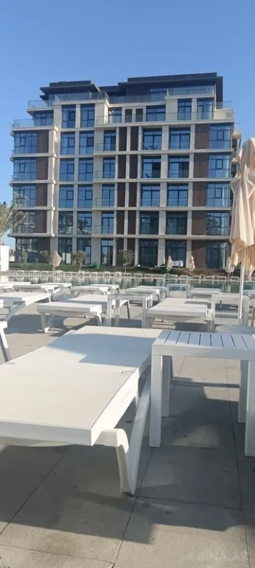 Kirayə verilir 3 otaqlı mənzil 133 m²