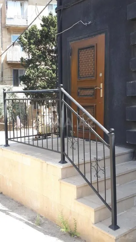 Satılır obyekt 360 m²