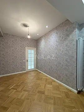 Satılır 2 otaqlı mənzil 67 m²