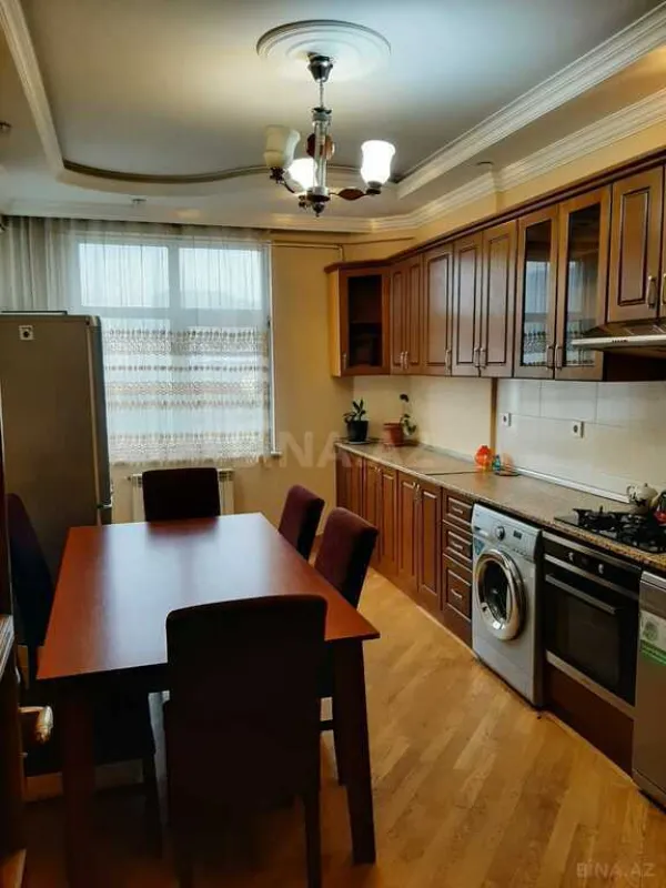 Satılır 3 otaqlı mənzil 90 m²